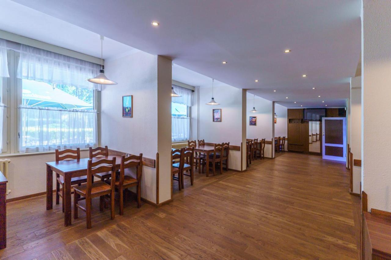 Hotel Hladina Nebrich Экстерьер фото